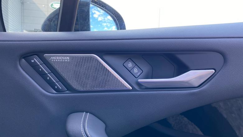 Jaguar I-Pace 294kW EV400 HSE Black 90kWh 5dr Auto 11kW Charger Electric Estate